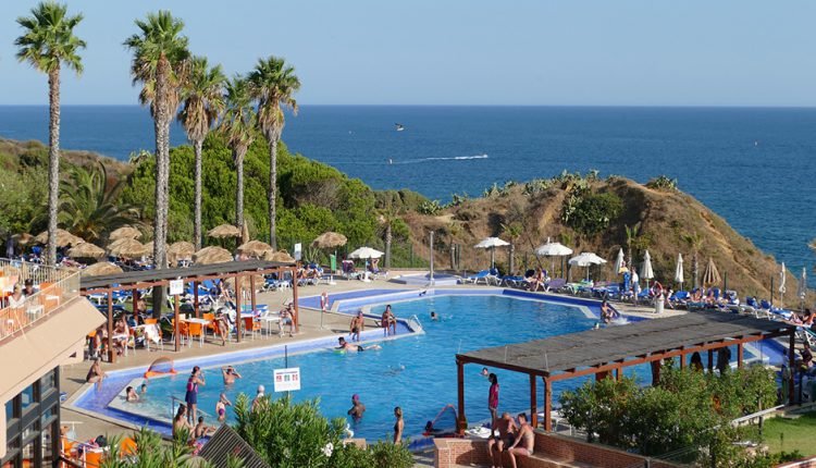 Flight Tickets to Albufeira, Portugal at LuxFares.com